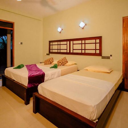 Yala River Face Inn Tissamaharama Extérieur photo