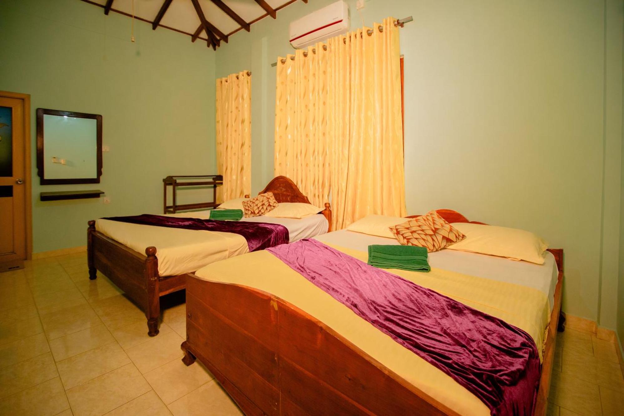 Yala River Face Inn Tissamaharama Extérieur photo