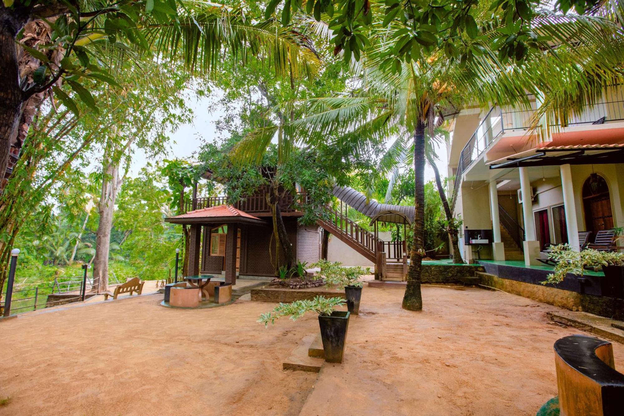 Yala River Face Inn Tissamaharama Extérieur photo