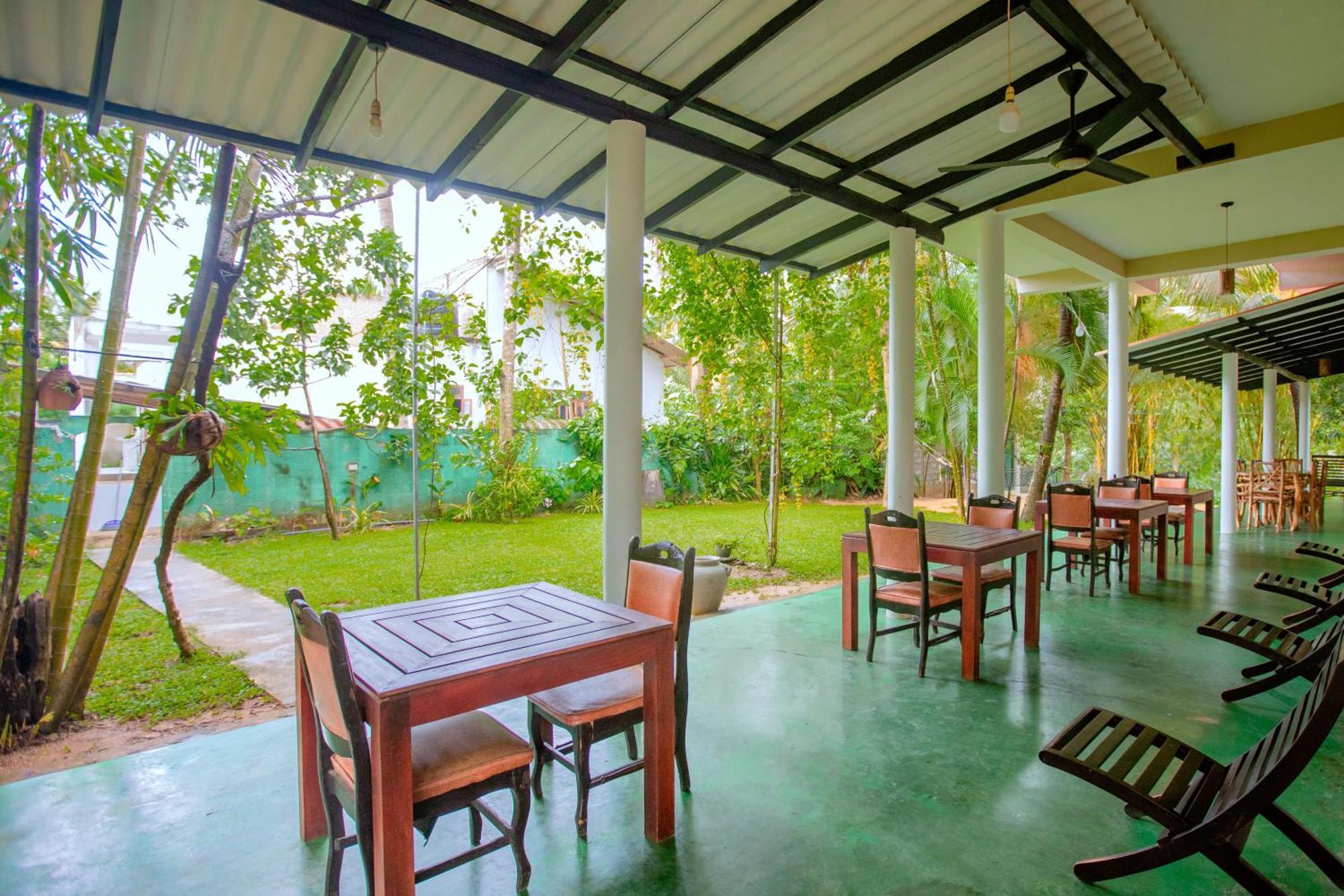 Yala River Face Inn Tissamaharama Extérieur photo